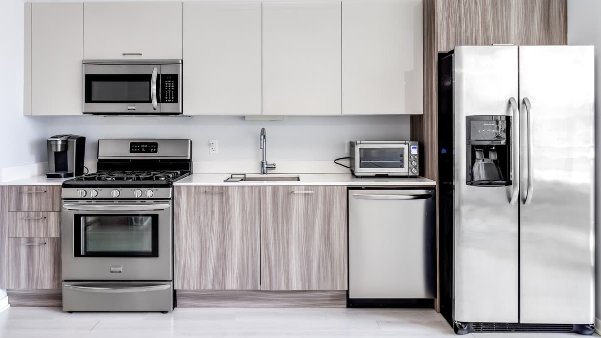 Which Company Makes Frigidaire Appliances And Where They're Manufactured