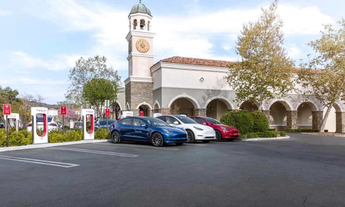 Tesla Adds New In-App Feature to Solve the Used EV Market’s Biggest Headache