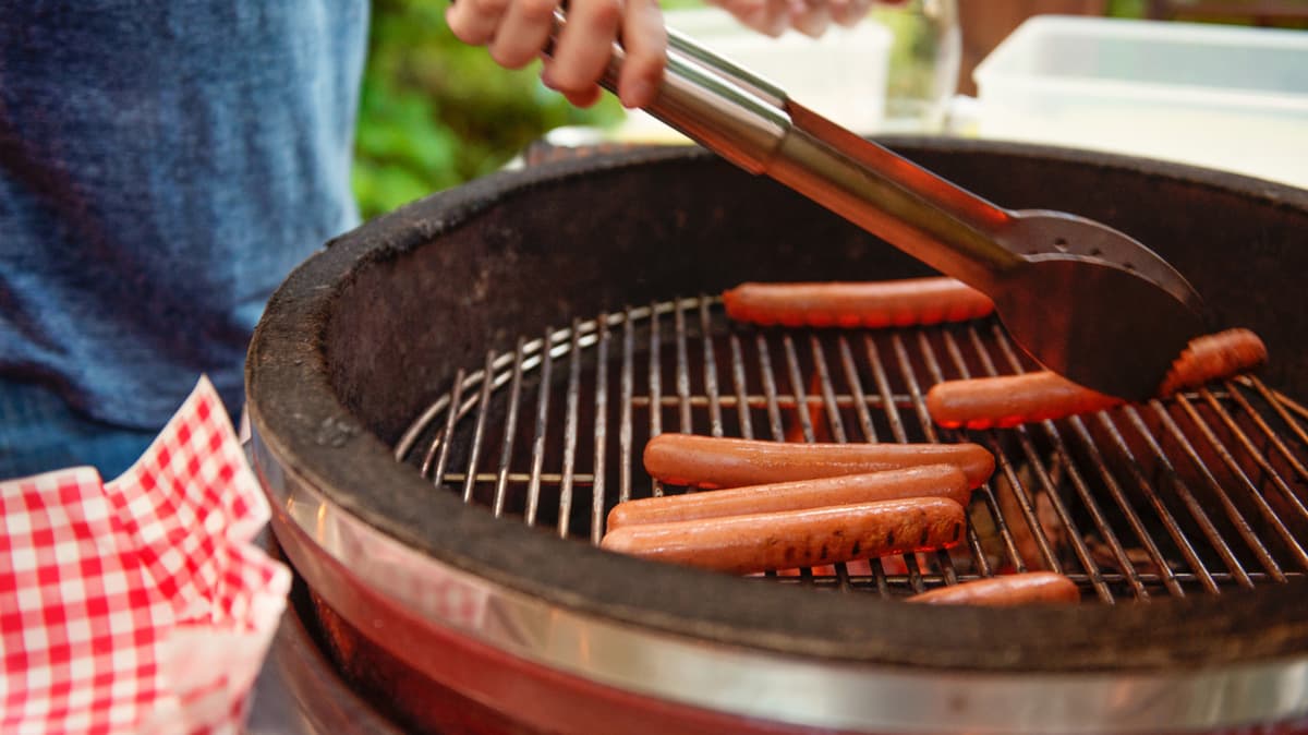 Want Next-Level Hot Dogs For Your Cookout? Give Them The Grilled Cheese Treatment