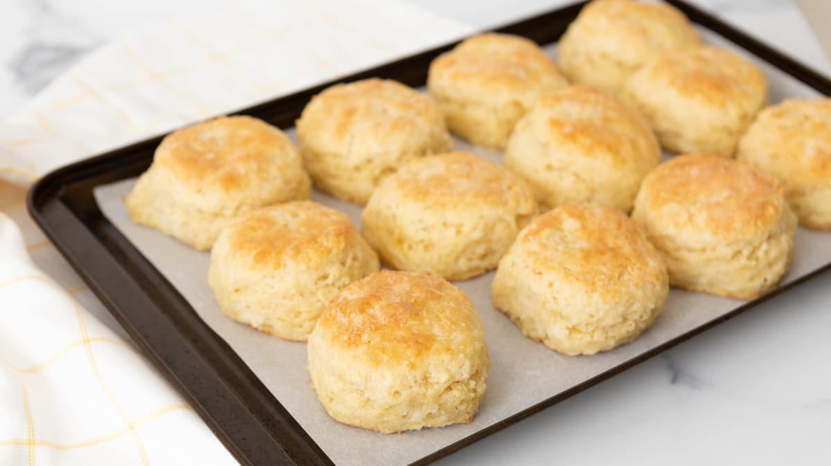This Popular Chain Restaurant Makes Its Biscuits From Scratch