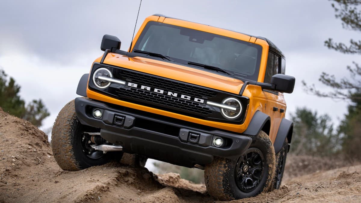 Ford Bronco Sales Are Nipping at the Jeep Wrangler’s Heels. Could This Finally Be the Year?