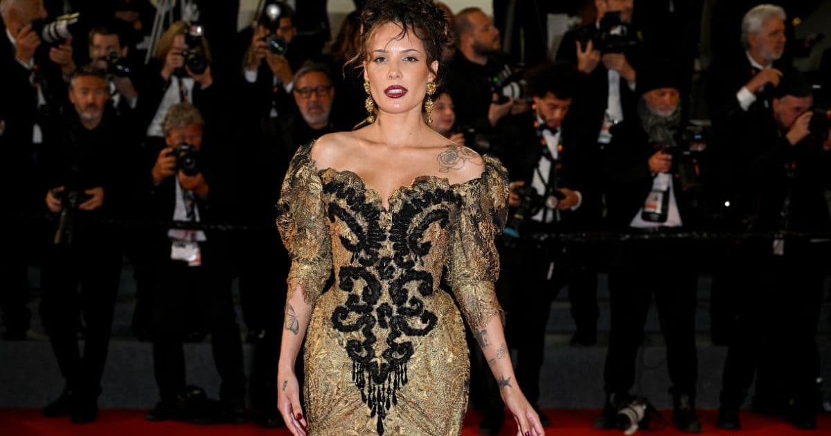 Halsey’s Vivienne Westwood Gown Features Plunging Neckline & Sky-High Slit