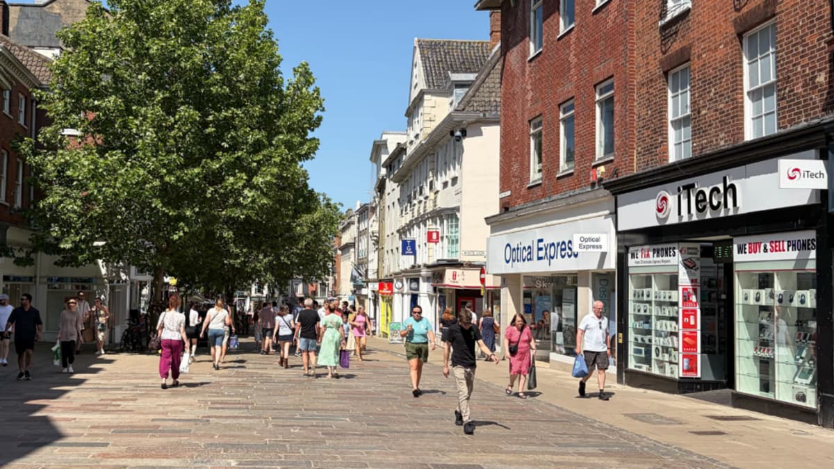Shop Numbers Return to Growth After Years of Decline, Say Experts