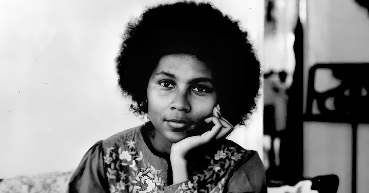 A Place for Intimacy: Bell Hooks on Language and Desire