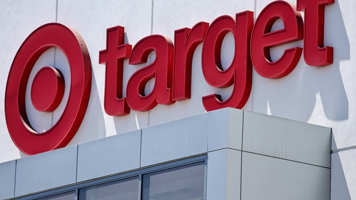 Target Has a $360 Smartwatch for $36 that Runs up to 7 Days on a Single Charge