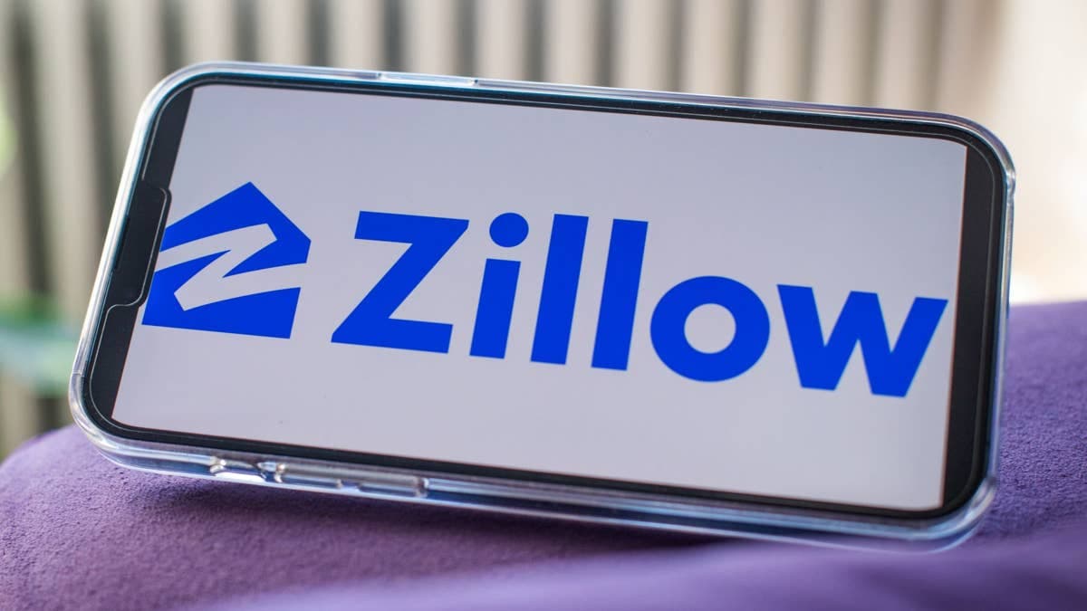 Zillow Predicts Major Mortgage Rate, Housing Market Change