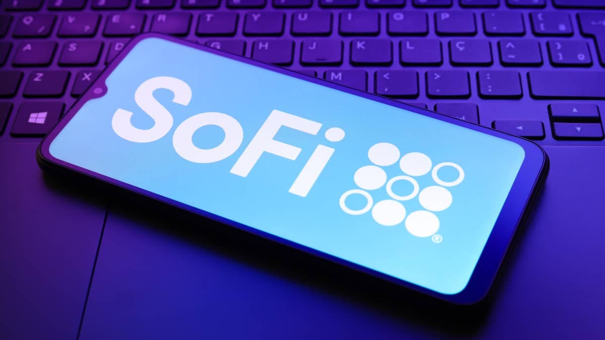 SoFi Acquires Composer, Launching AI-Powered Investing Platform