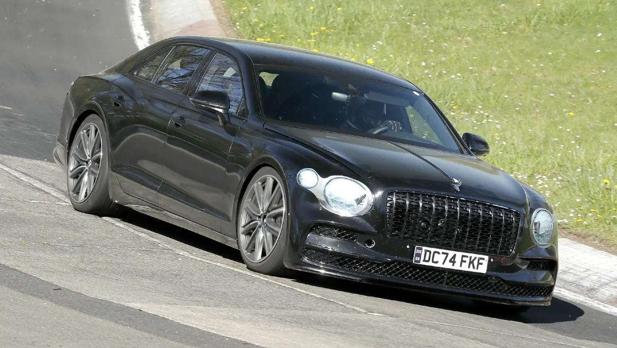 Bentley Flying Spur Facelift Spied, Clever Camo Keeps Enthusiasts Guessing