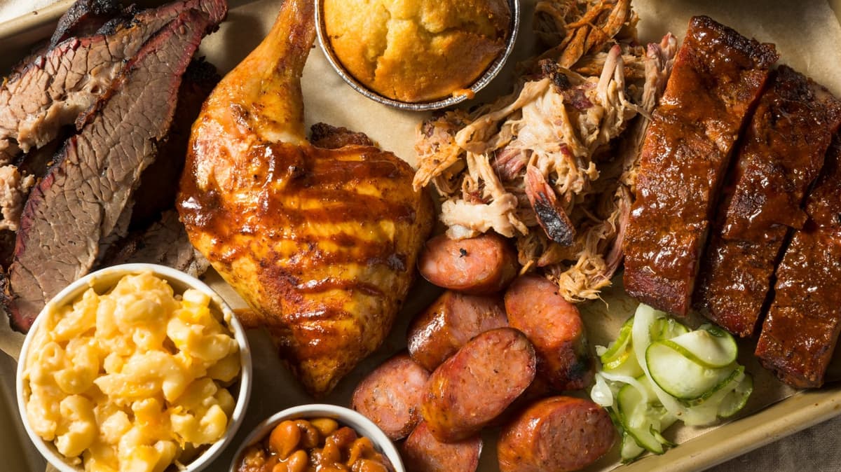 7 Barbecue Restaurant Dishes To Leave To The Pros, And 4 To Make At Home