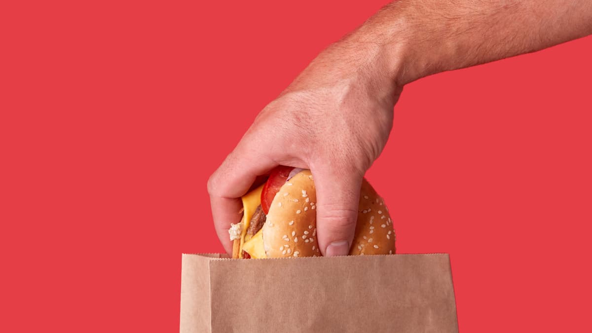 The Fast Food Chain That Once Delivered Burgers Anywhere In The US (Within 24 Hours)