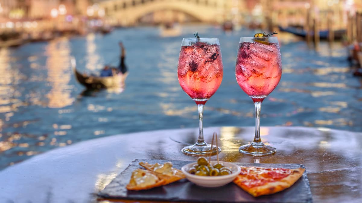 What Made The World's Most Expensive Pizza Worth $10,000