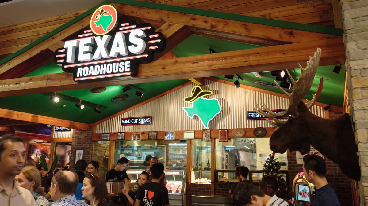 Why Texas Roadhouse's Mexican Menu Was Dropped After Just 2 Weeks