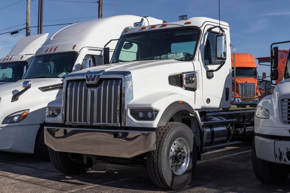 This Week in Trucking: DataQs Upgrade, Autonomous Trucks, and Fuel Shifts