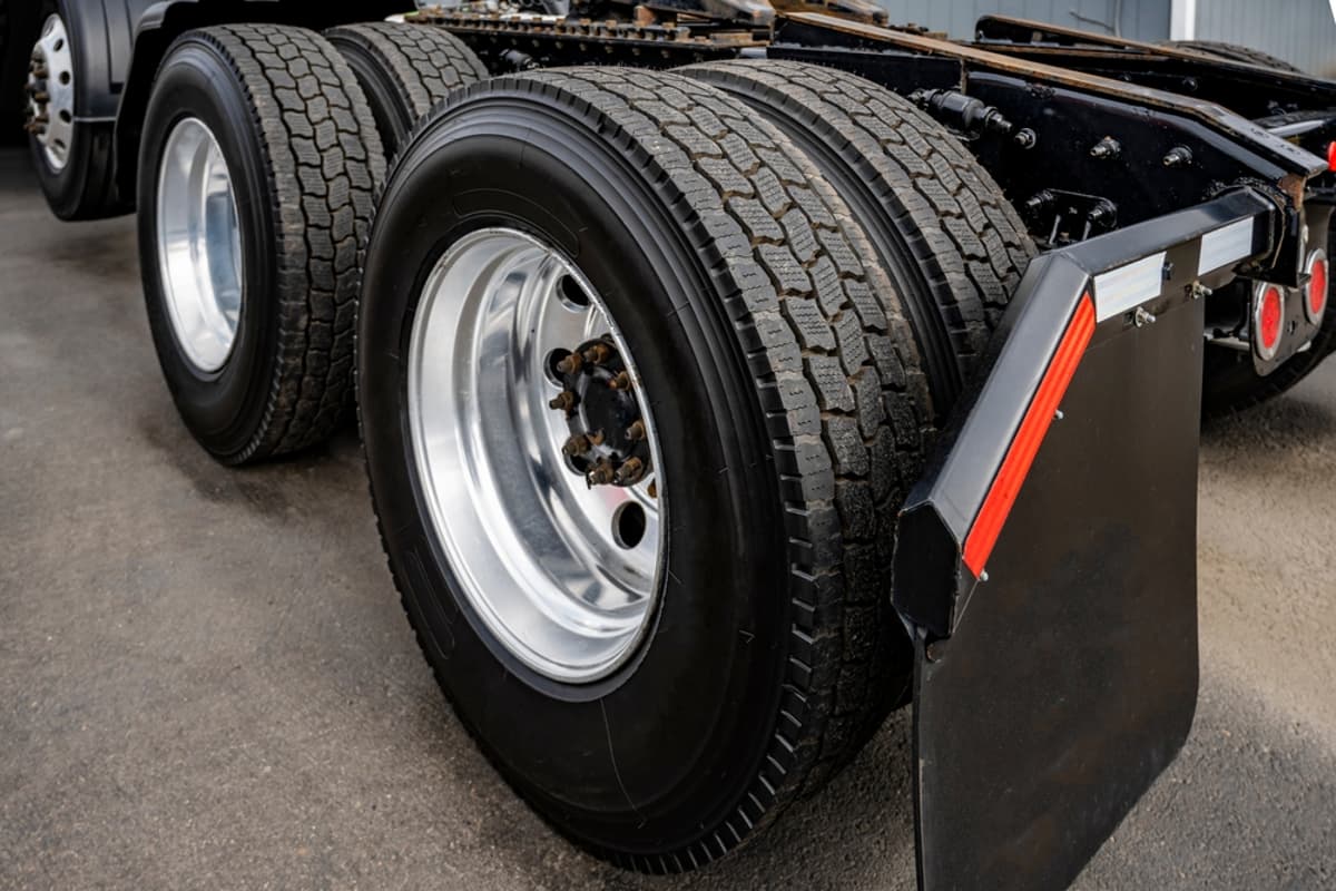 Smart Tire Technology Emerges as Key Driver of Fleet Efficiency in North America