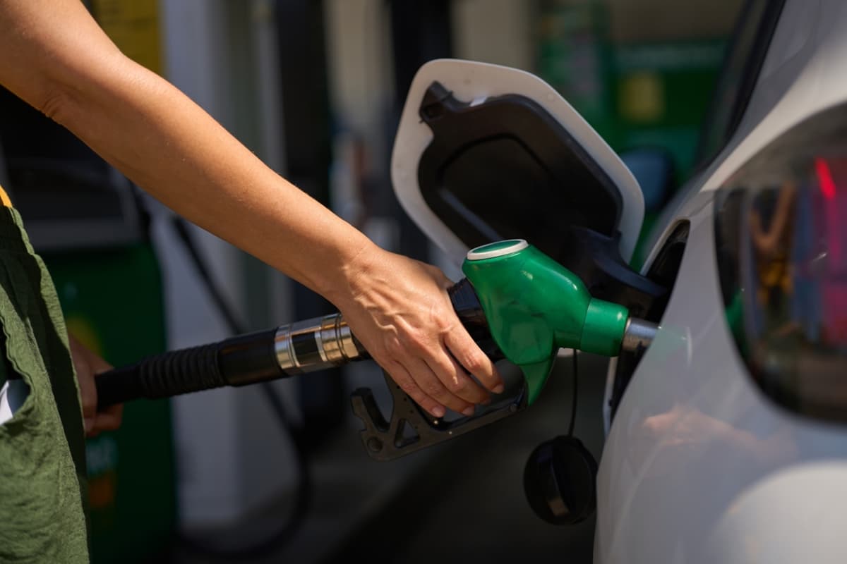 Kentucky Cuts Fuel Taxes by 10 Cents to Ease Rising Fuel Costs