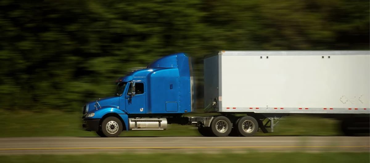 Truckload Rates Keep Rising as Tight Capacity Fuels Freight Market Recovery