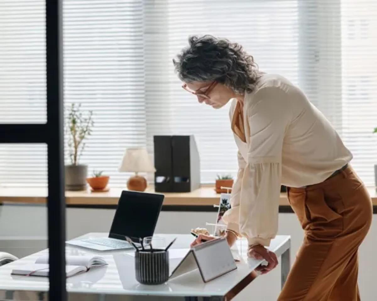 NEW TOURISM JOBS RESHAPING THE SECTOR