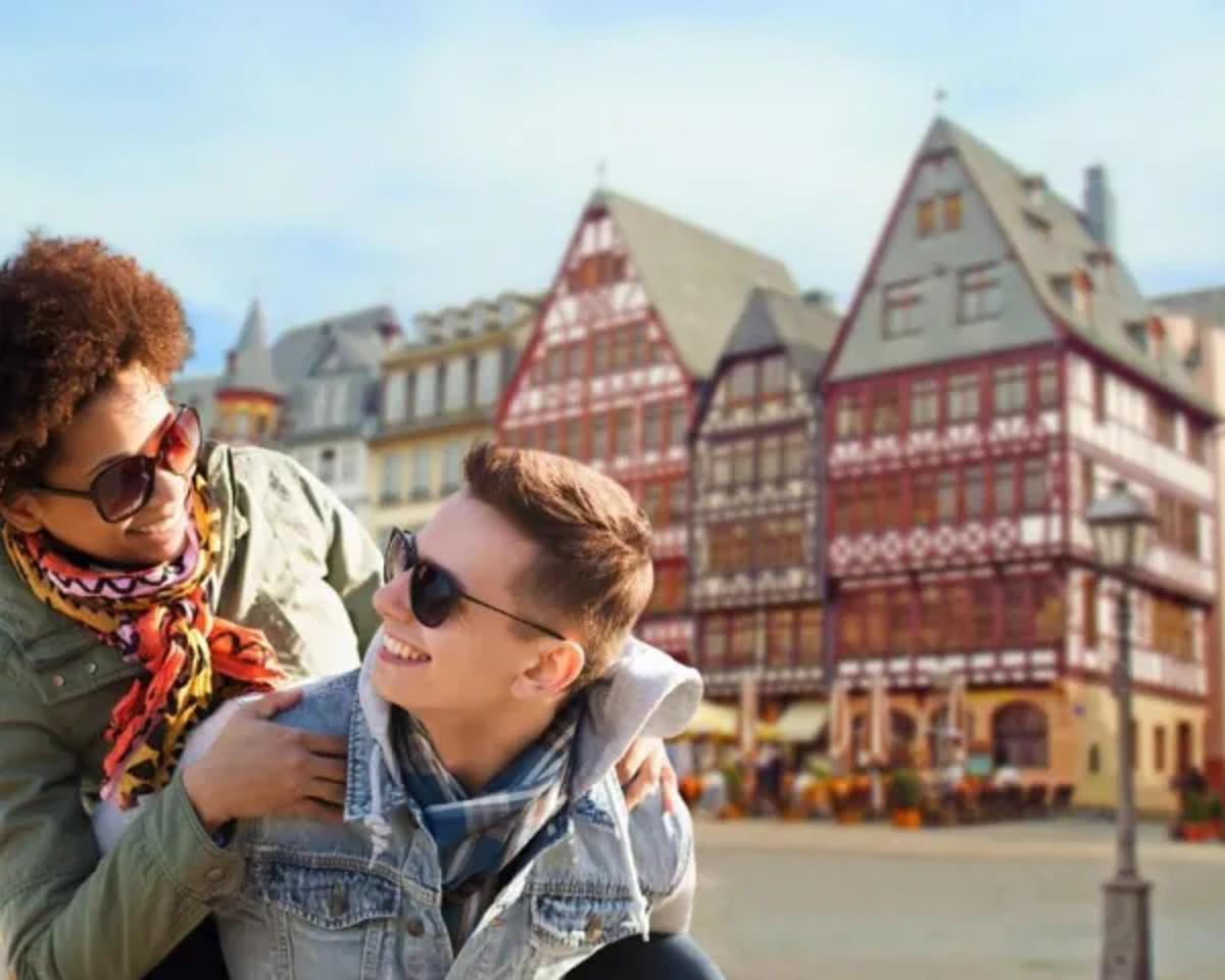 FRANKFURT GREATLY BENEFITS FROM THE TOURISM SECTOR