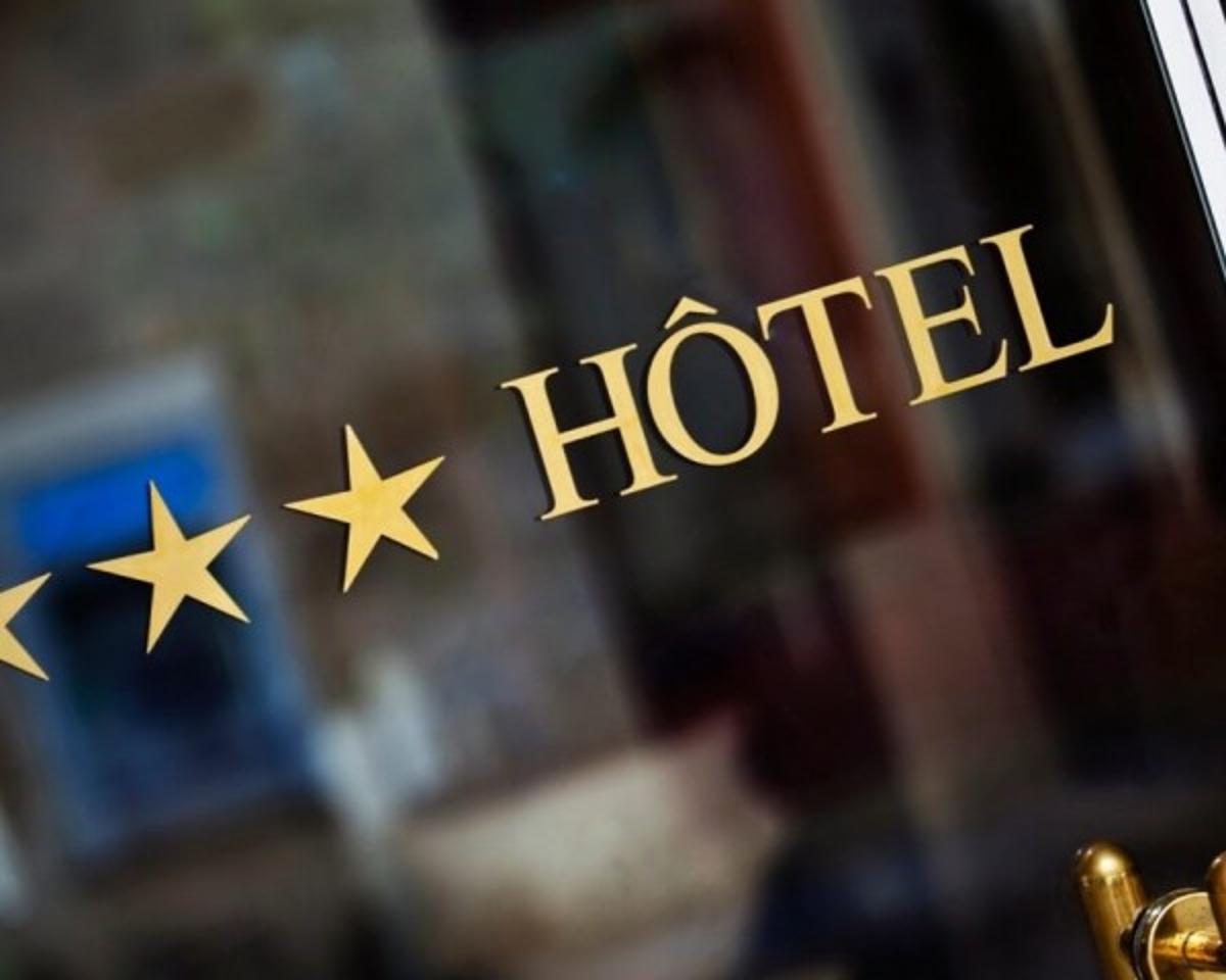 FRENCH HOTEL SECTOR MAINTAINS STRONG MOMENTUM