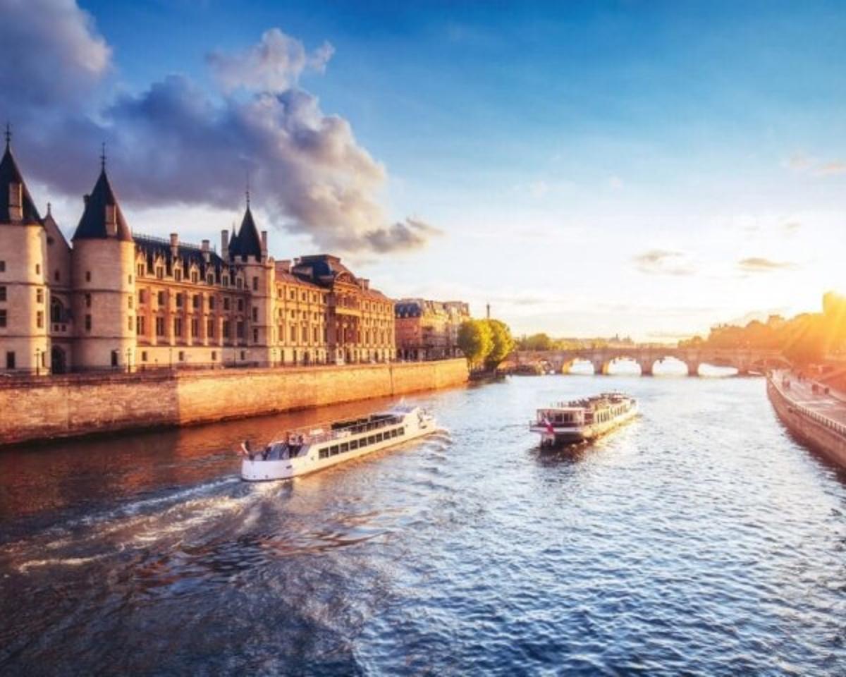 FRENCH RIVER TOURISM BOOMS