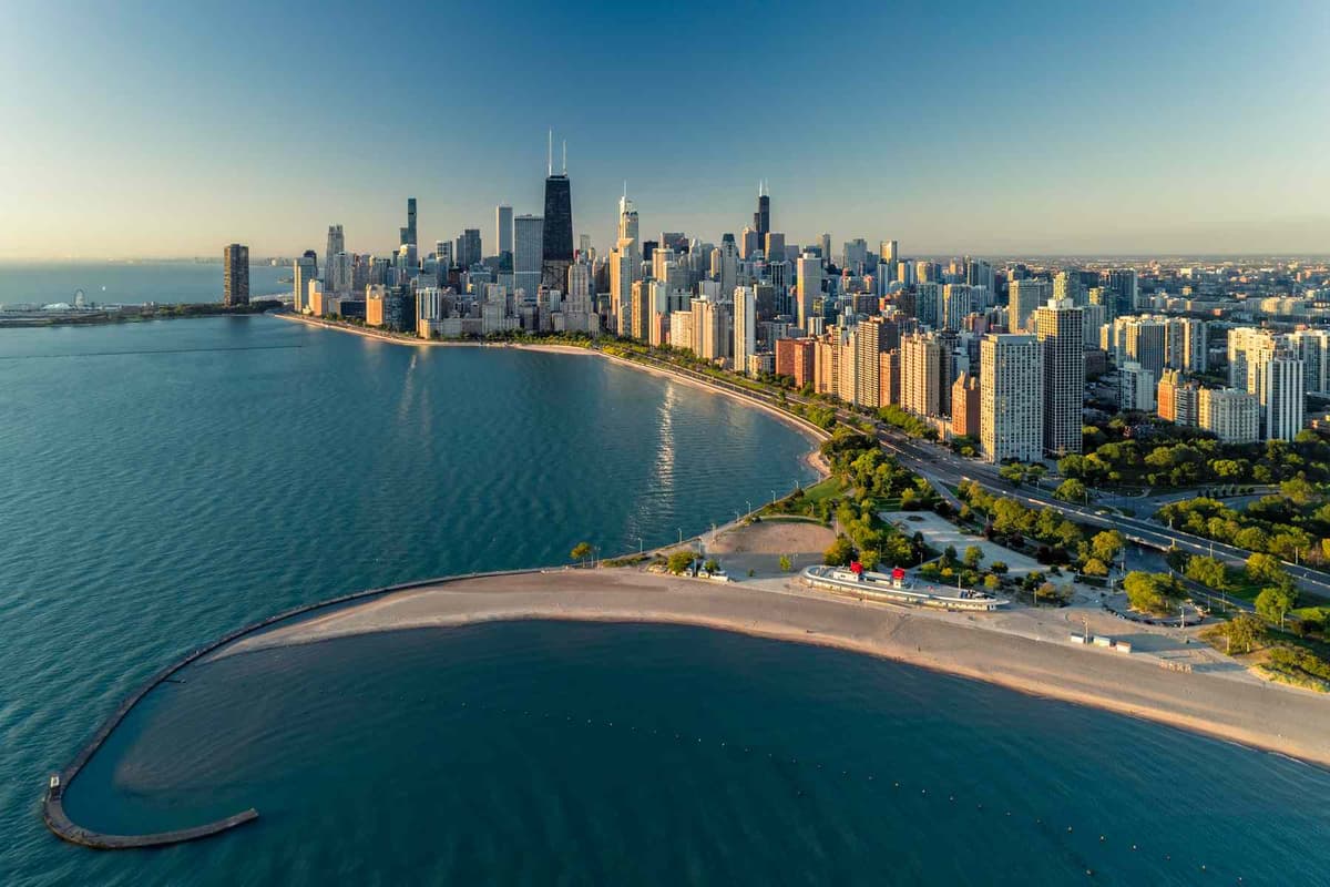 An Insider's Guide to Chicago's Must-See Spots