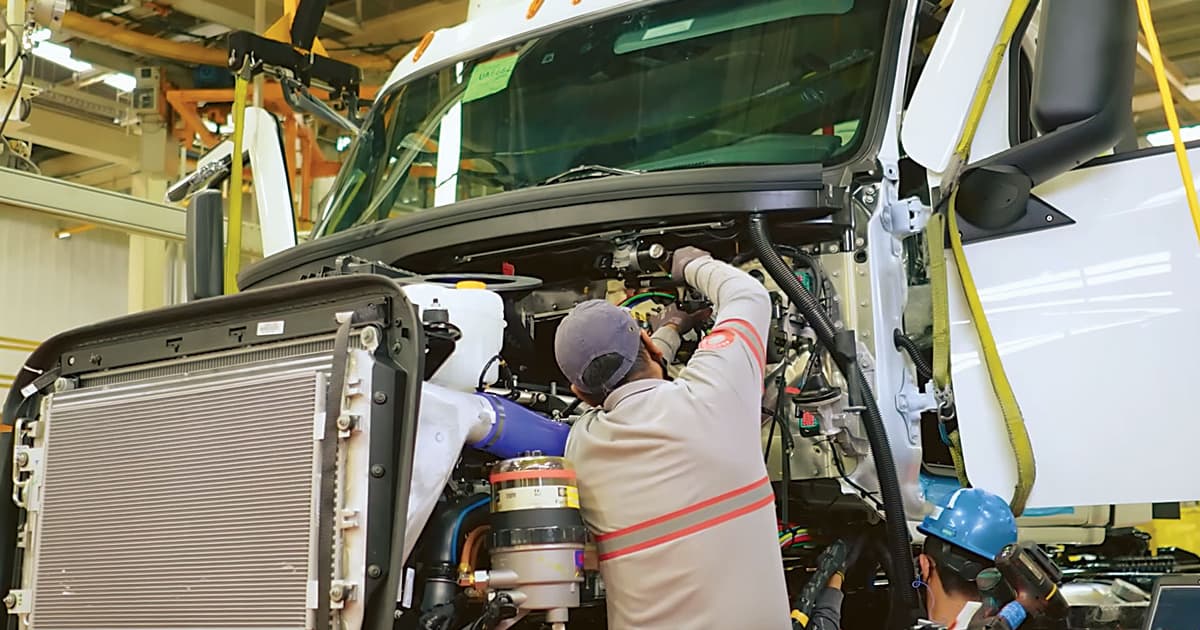 Mexican Truck Production, Exports to U.S. Continue to Rise