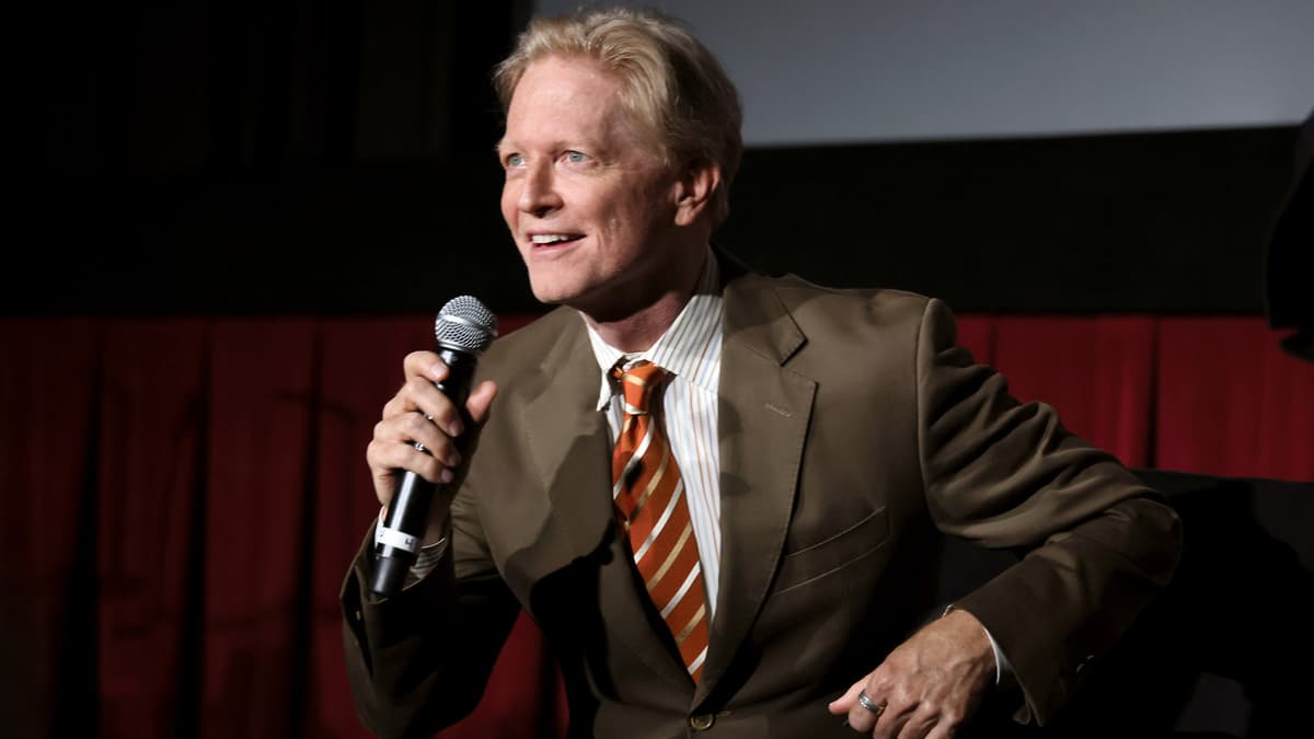 Eric Stoltz Turned Down The Lead In A Hit Cop Show That Redefined An Entire Network