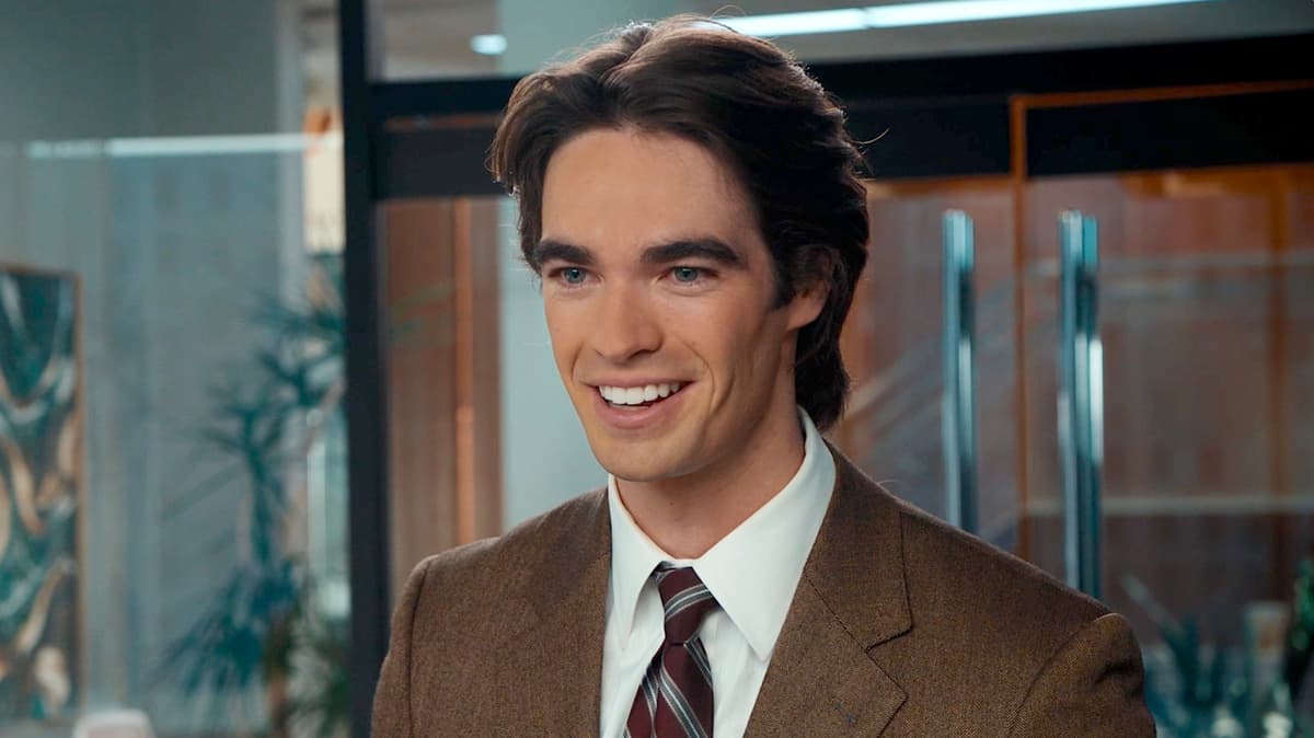 Matlock Sneak Peek: Henry Haber Debuts As A Fist-Bumping Lawyer Bro — Watch