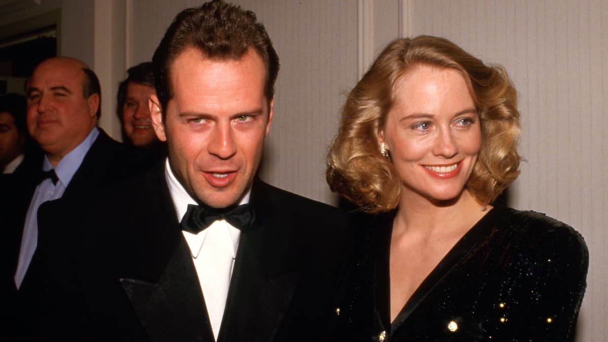Why Bruce Willis' '80s Series Moonlighting Was Canceled