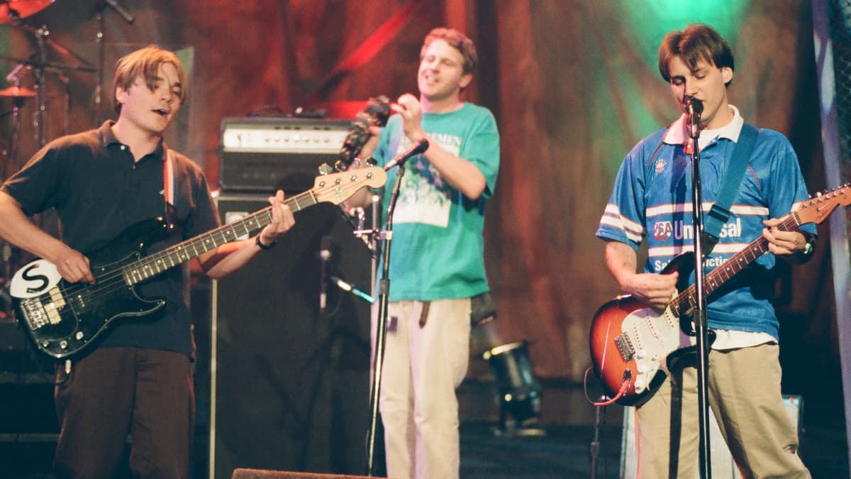 3 Indie Rock Beefs: Who Would Win in a Fist Fight?