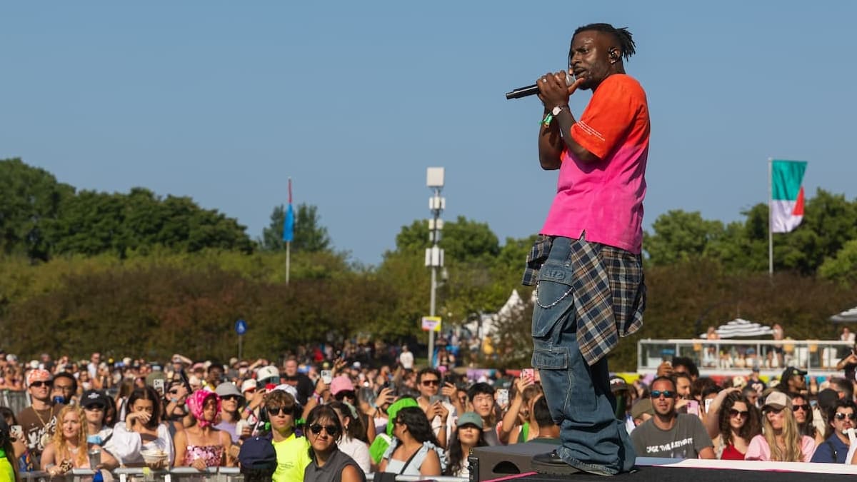 Isaiah Rashad Reveals the Tracklist for His New Album, ‘It’s Been Awful’: Here’s What to Expect