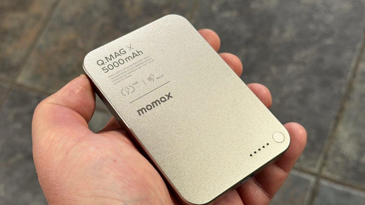 I Tested a Portable Battery with Graphene Heat Dissipation - and Cracked It Open for Proof