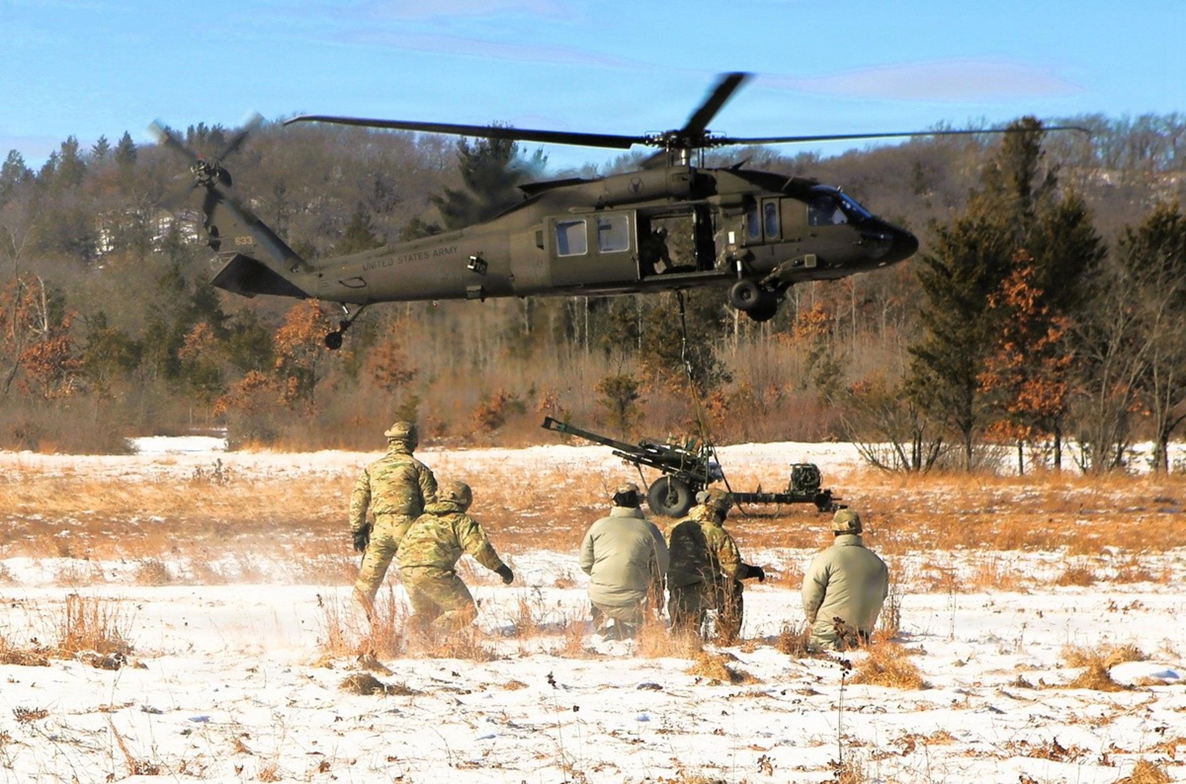 Wisconsin Guard Artillery Soldiers Train in Extreme Weather
