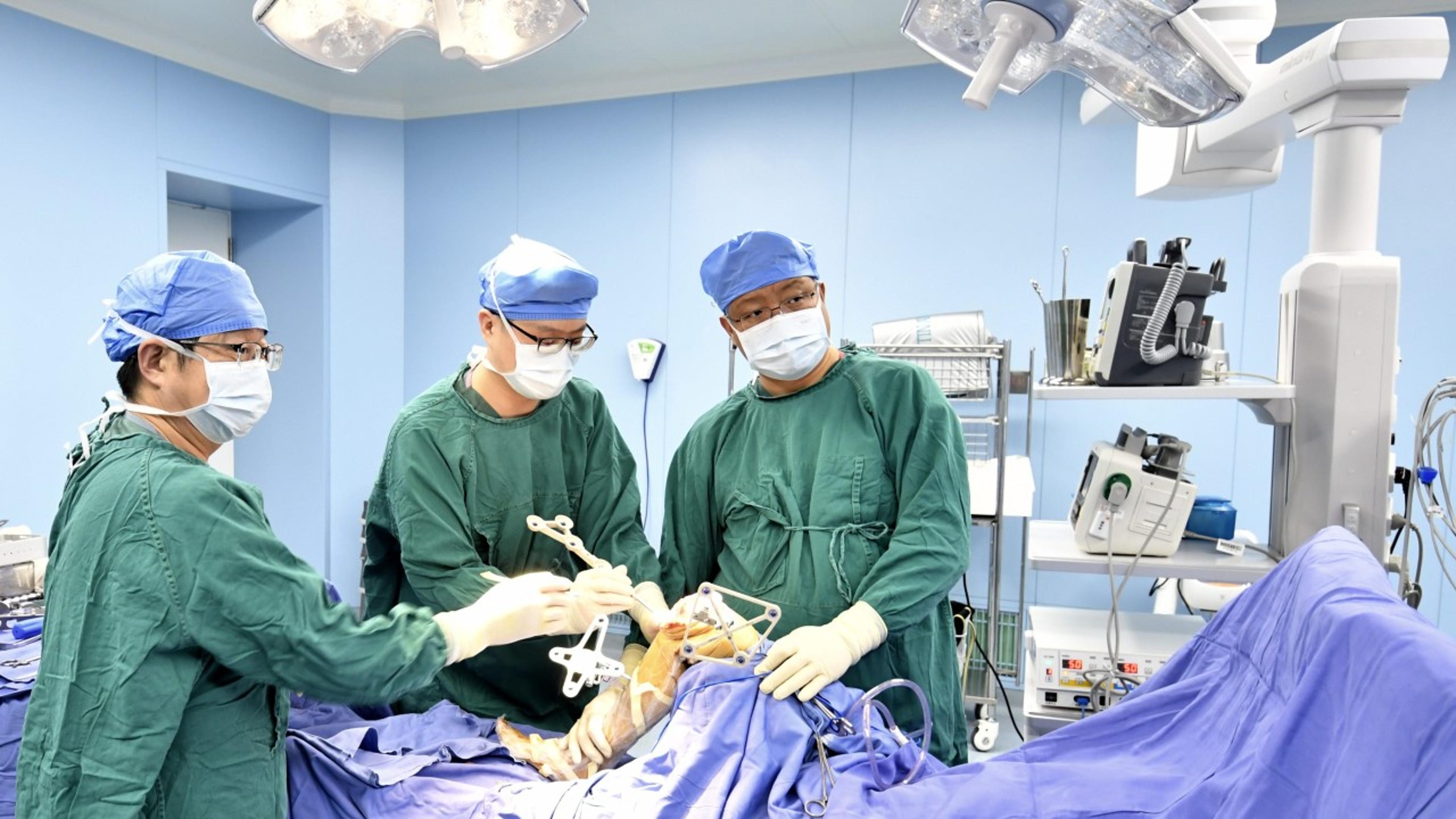 Could Medical Care Help Cure China’s Services Trade Deficit?