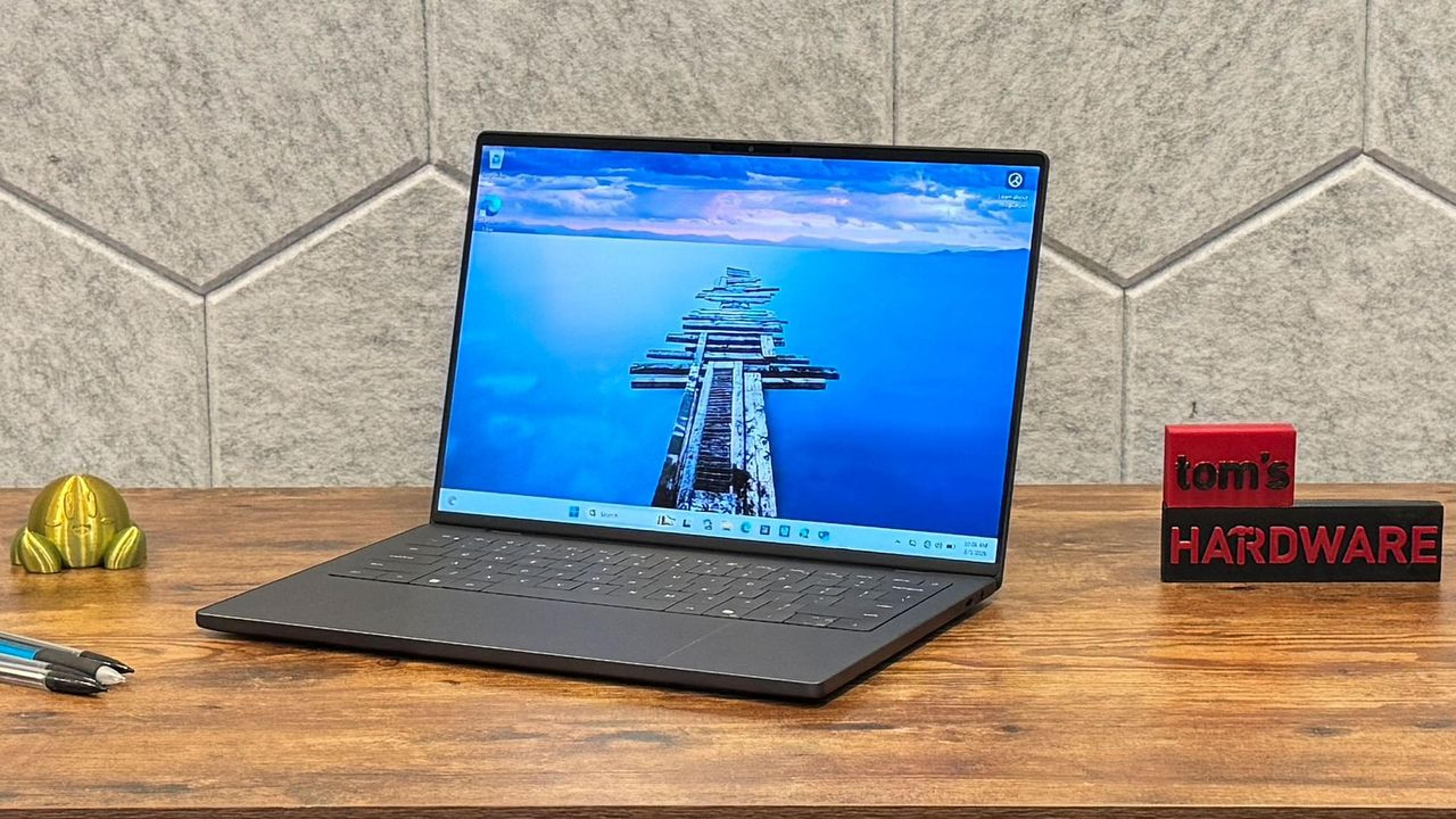 Dell XPS 14 (2026) Review: Two Steps Forward