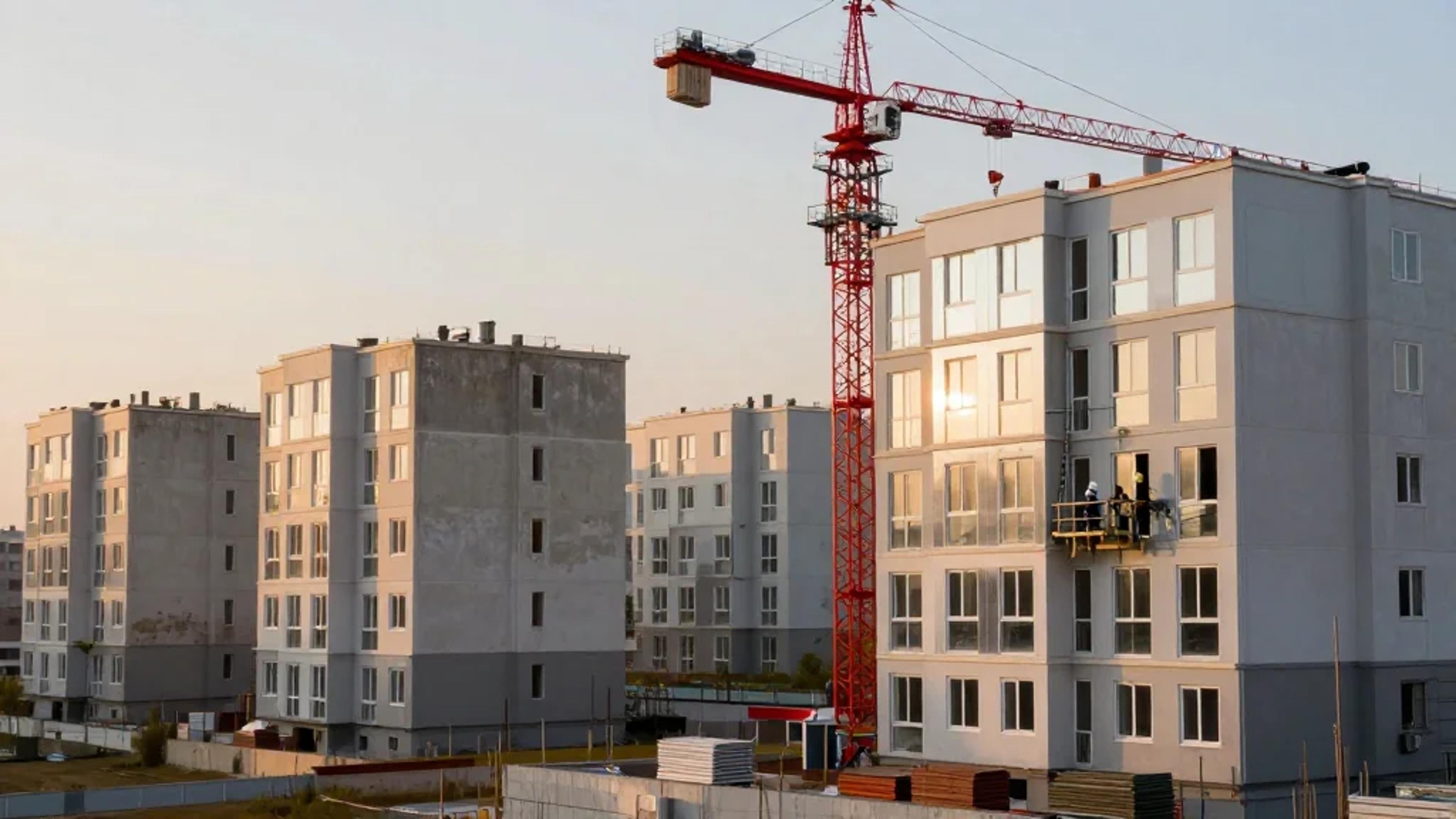 State Firms Snap up Foreclosed Homes, Easing Oversupply