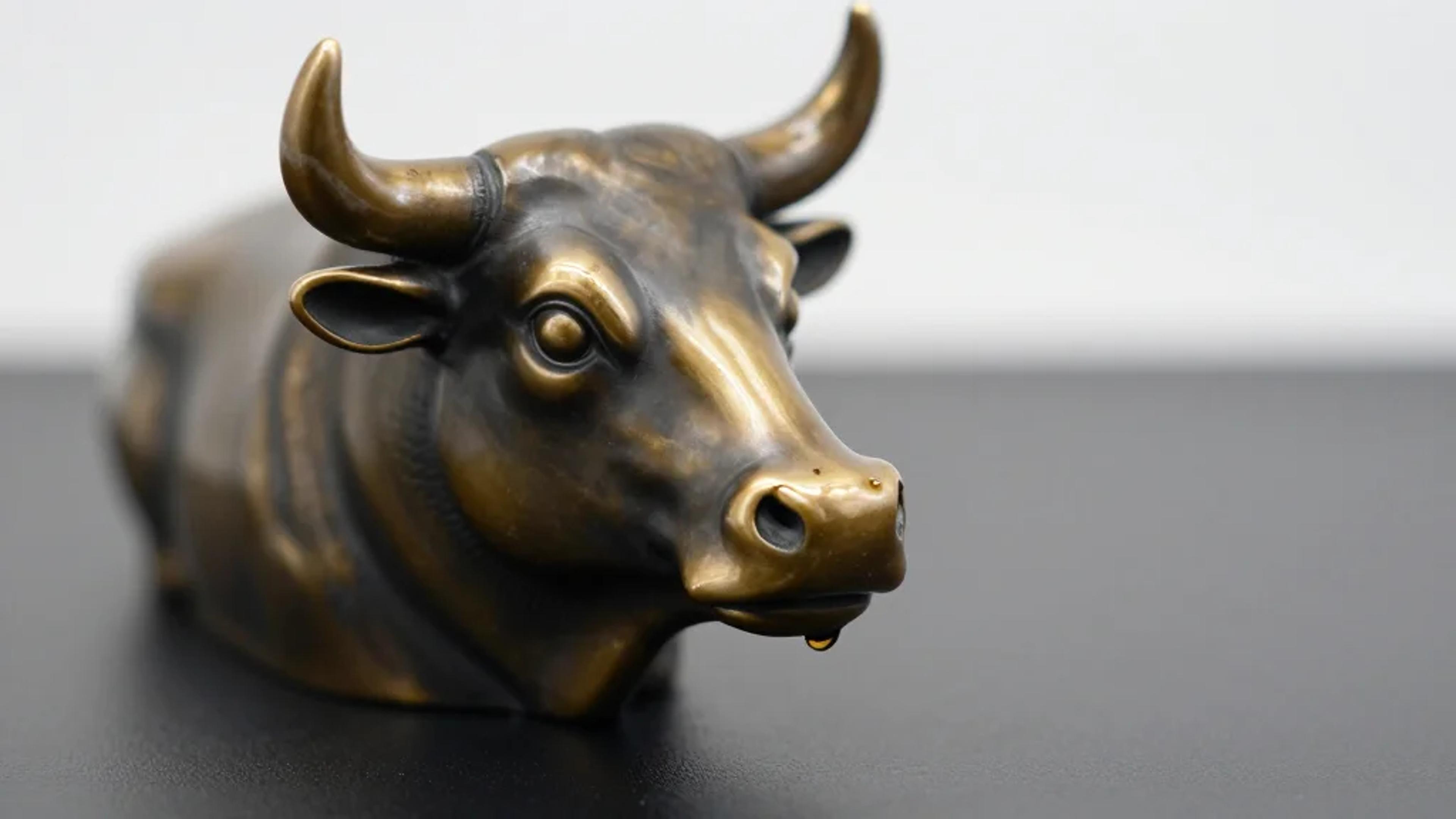 Stock Market Today: Dow Slips; Oil Prices Hit Highest Since Summer