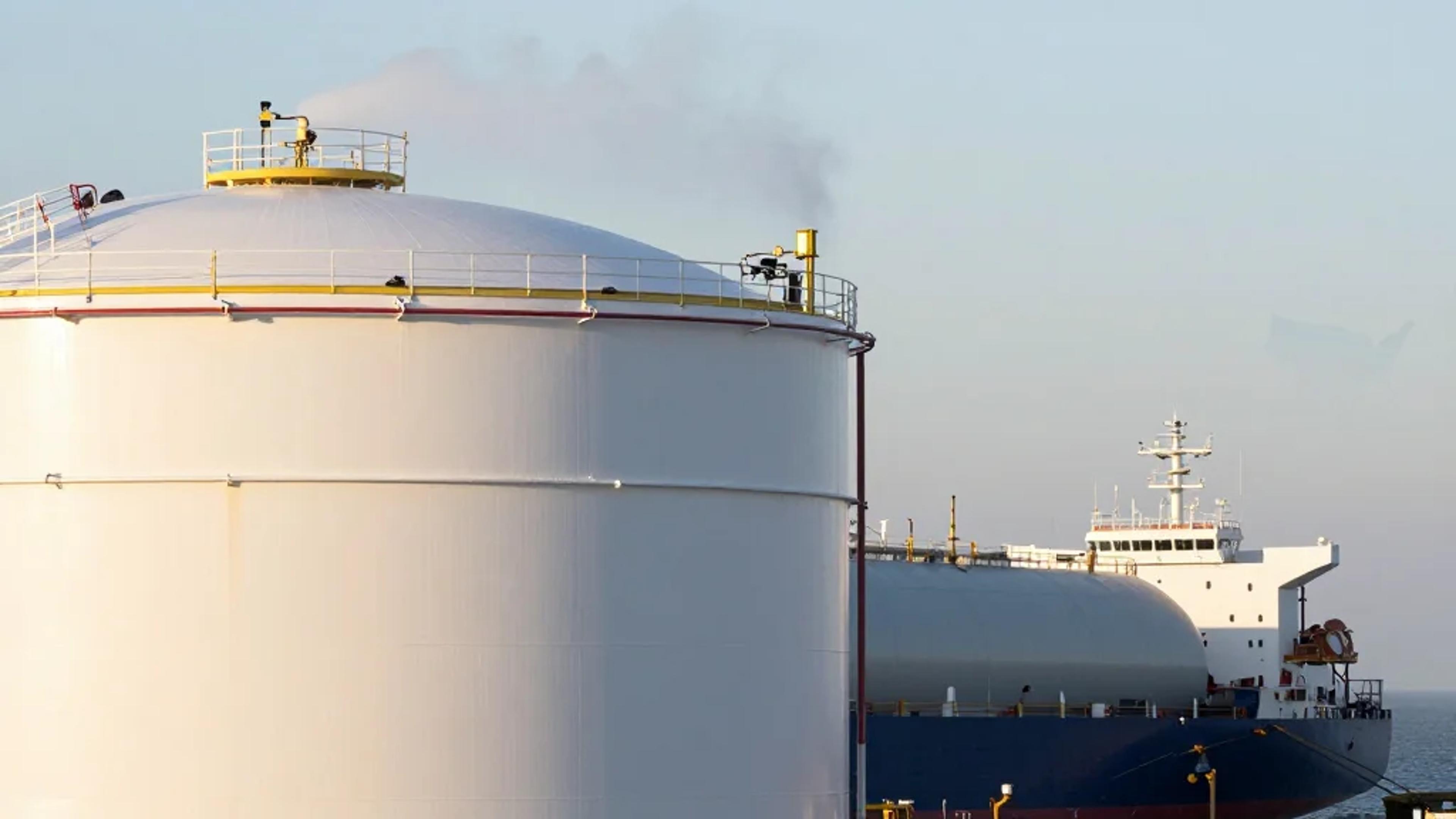 LNG Exports Surpass US Domestic Gas Use, Taxpayers Fund Profits