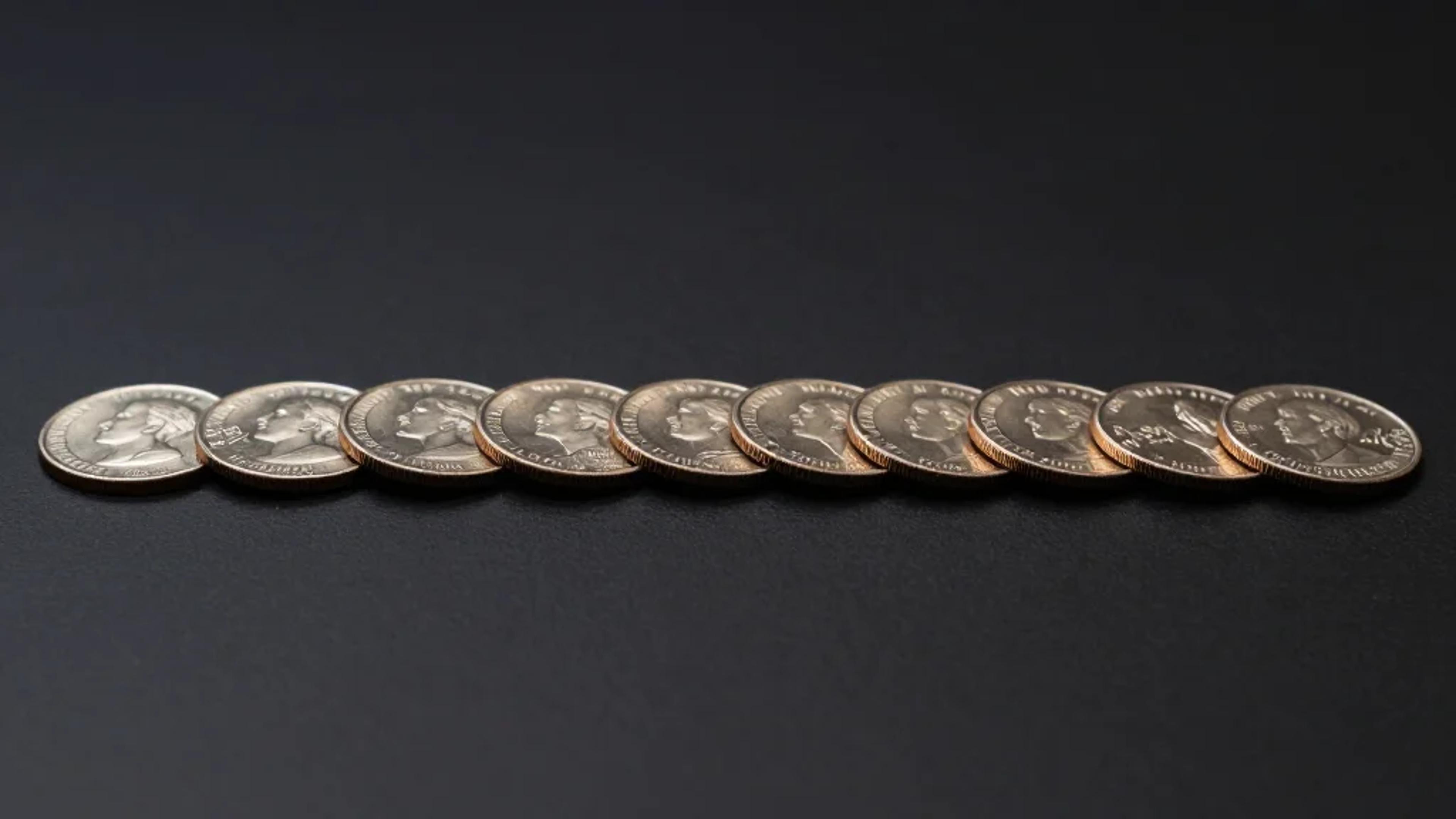 December US Retail Sales Stall, Missing Growth Forecasts