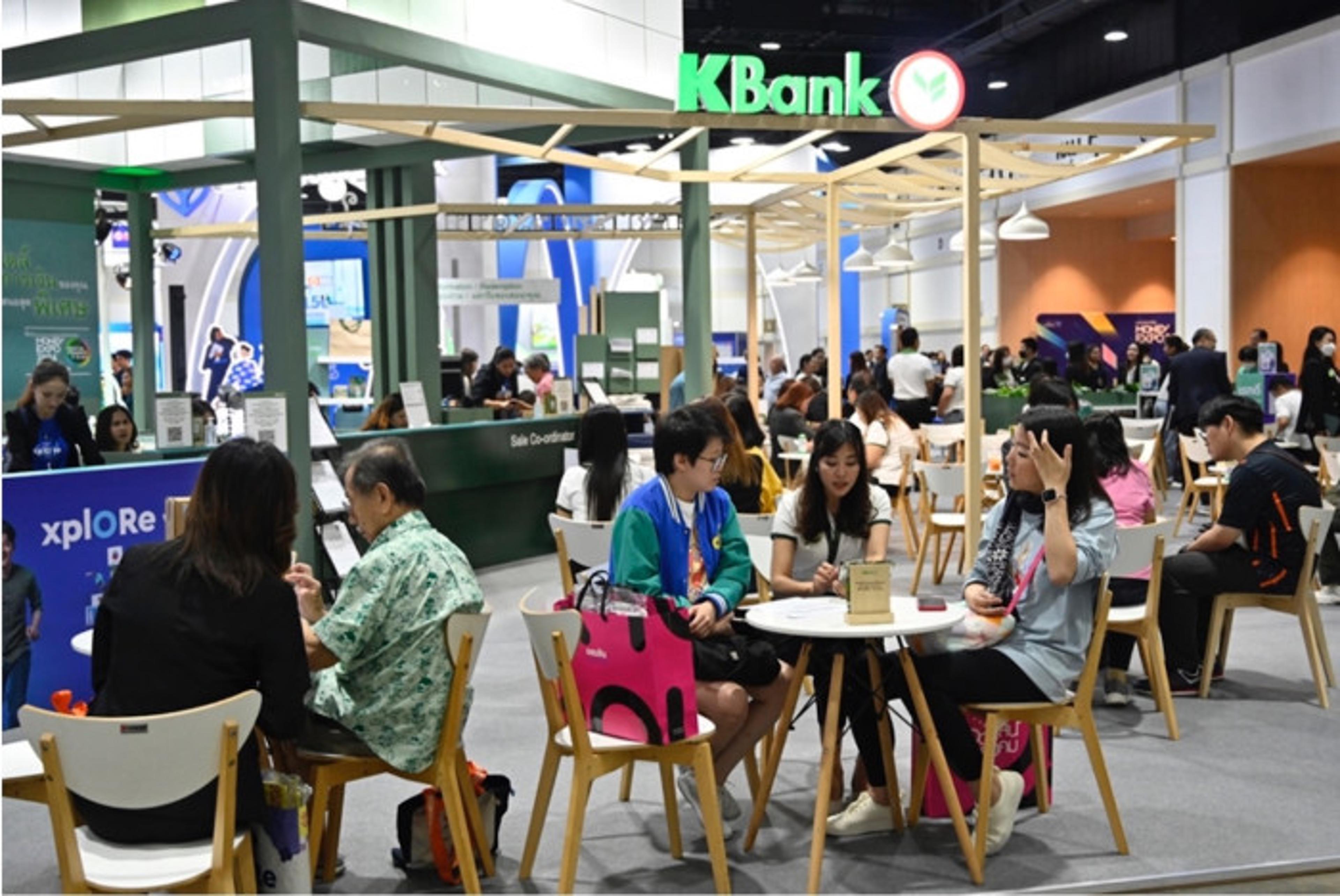Thai Banks’ Bad Loans Dip Slightly