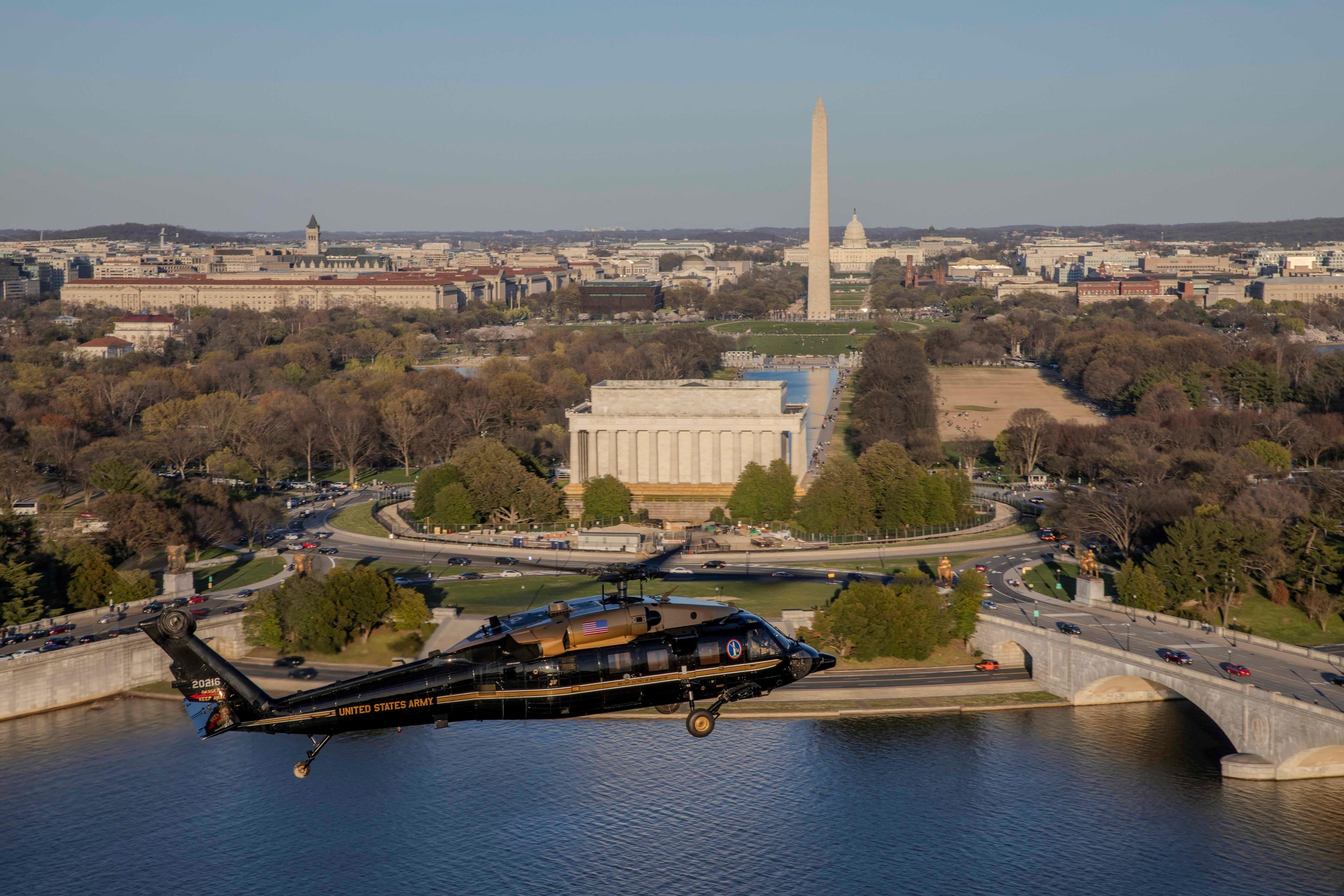 FAA Moves to Codify Existing DCA Helicopter Restrictions Into Law